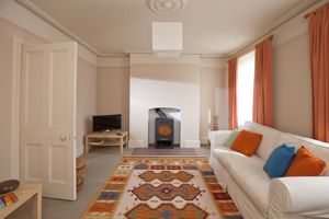 Sitting Room - click for photo gallery